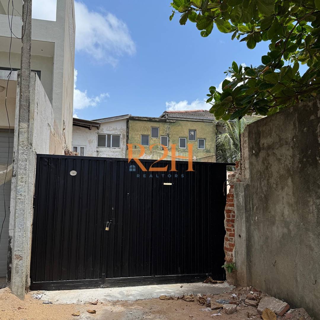 Land for Sale in Shrubbery Garden, Bambalapitiya
