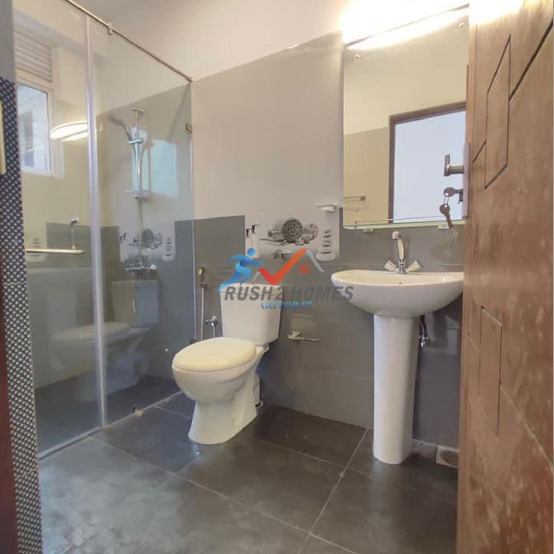 3-Storey Residential Building for Sale in Koswatta, Thalangama