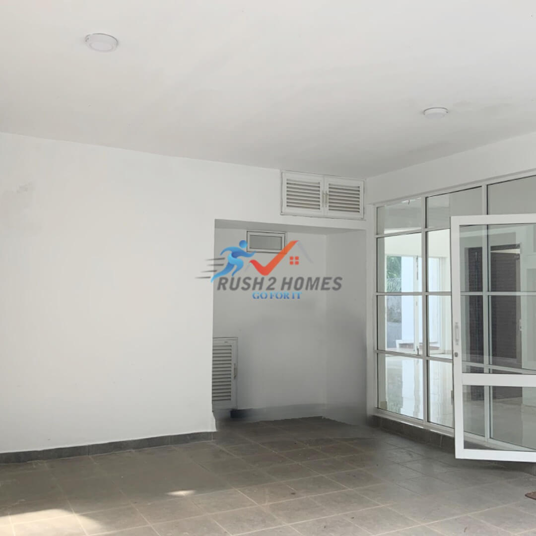 03 Storey House for Sale in Boralesgamuwa
