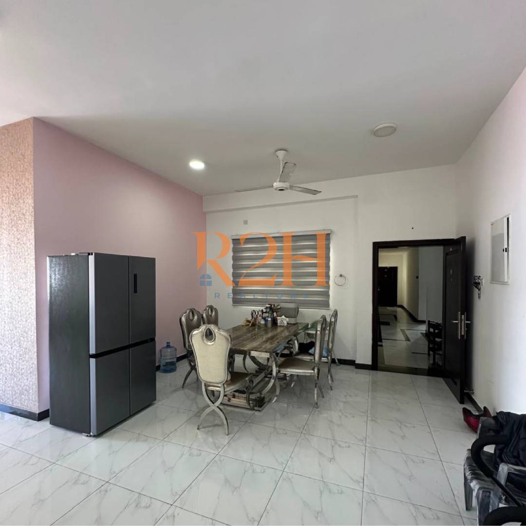 Spacious Sea View Apartment for Sale in Dehiwala